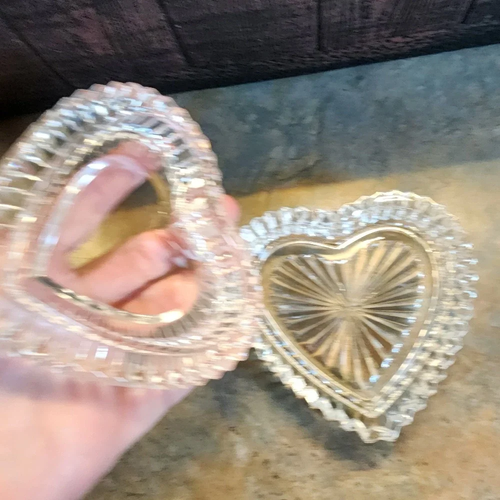 Vintage Crystal Heart Shaped Trinket Box Diamond Cut 4